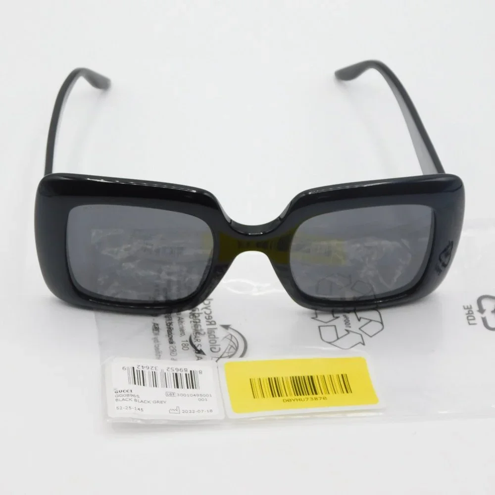 NEW GUCCI GG0896S 001 BLACK GREY SQUARE LOGO WOMEN'S SUNGLASSES FRAME 52…